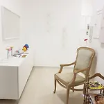 Casa Viviana - Policlinico 게스트하우스