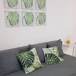 Casa Viviana - Policlinico 3*