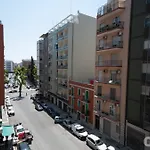 Casa Viviana - Policlinico 3* Bari