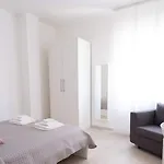 Affittacamere Casa Viviana - Policlinico