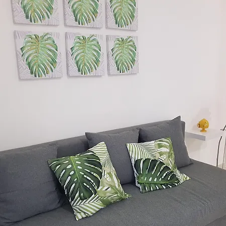 Casa Viviana - Policlinico 3*