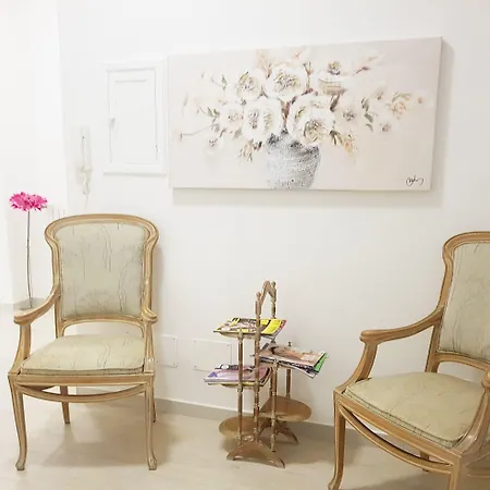 Casa Viviana - Policlinico ゲストハウス バーリ